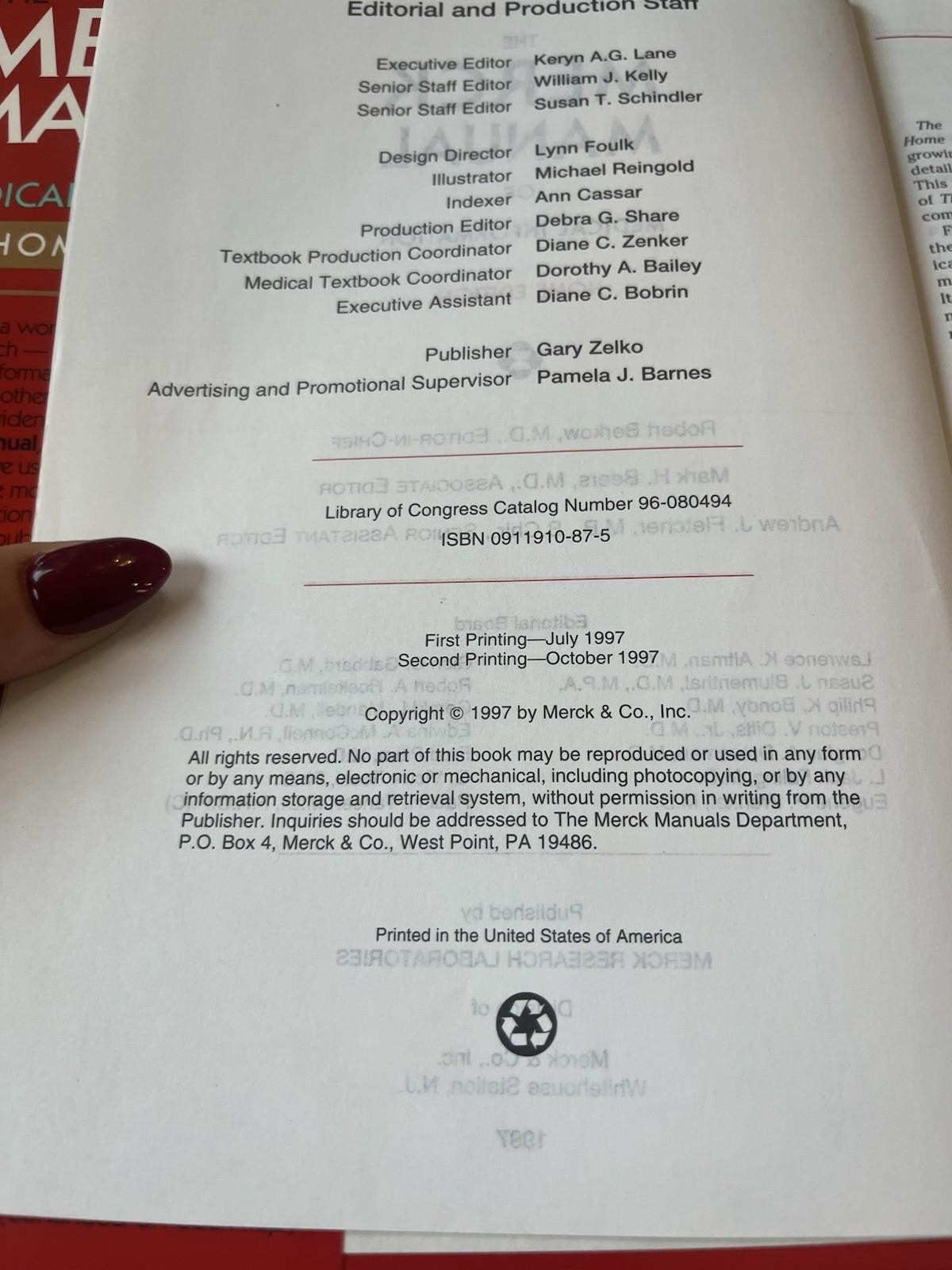 The Merck Manual of Medical Information Home Edition 1997 Paperback – Used