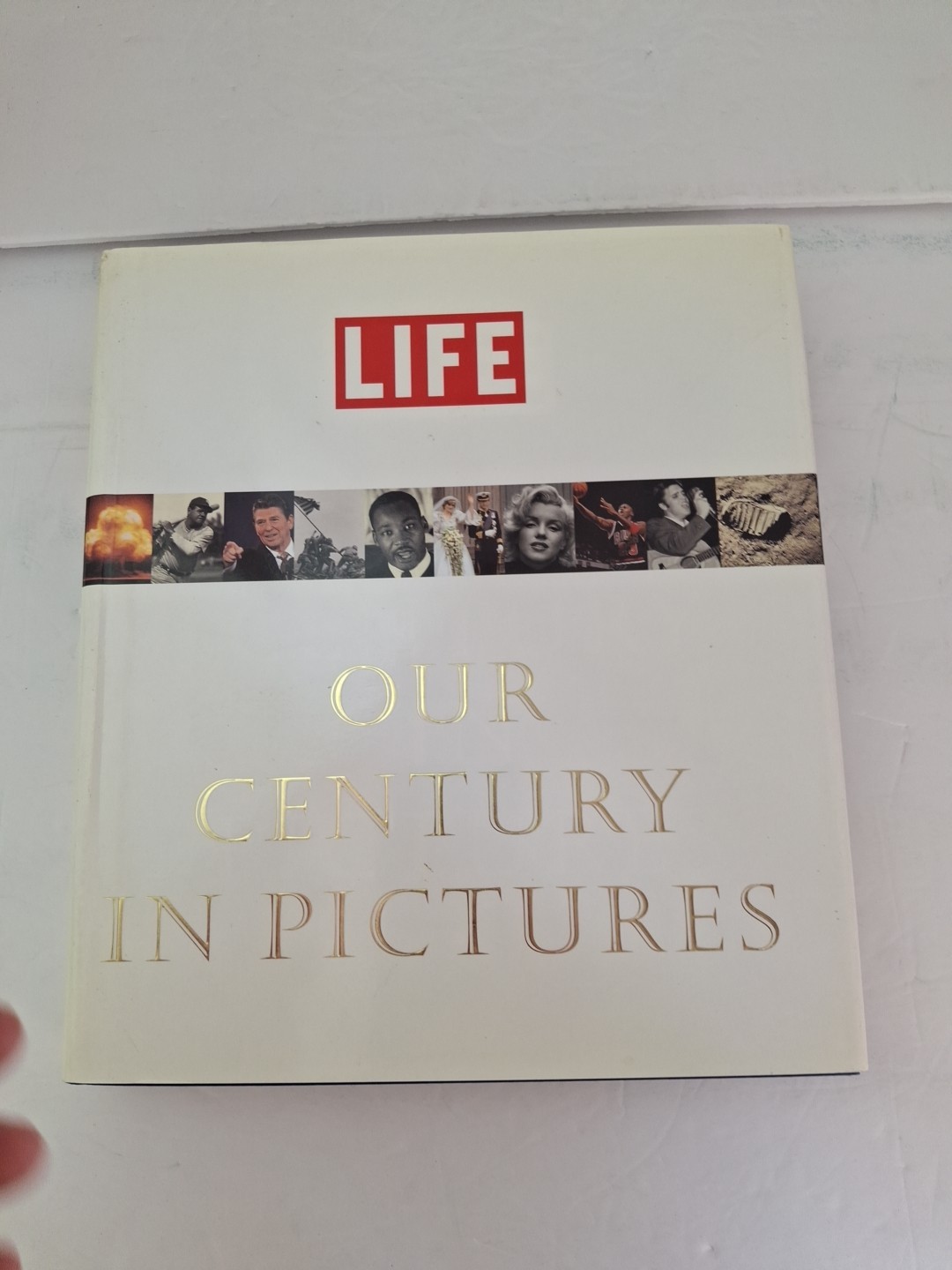 Life : Our Century in Pictures by Richard B. Stolley (1999, Hardcover)