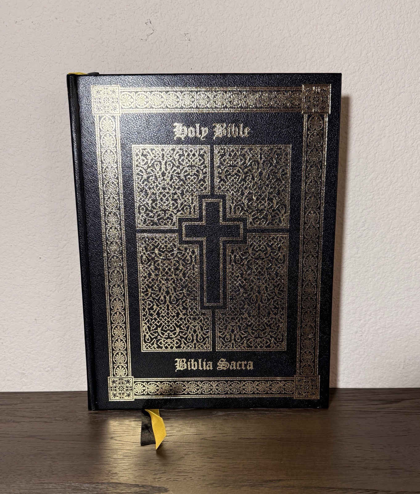 Holy Bible. Douay-Rheims And Clementina Vulgata by Roman Catholic Church
