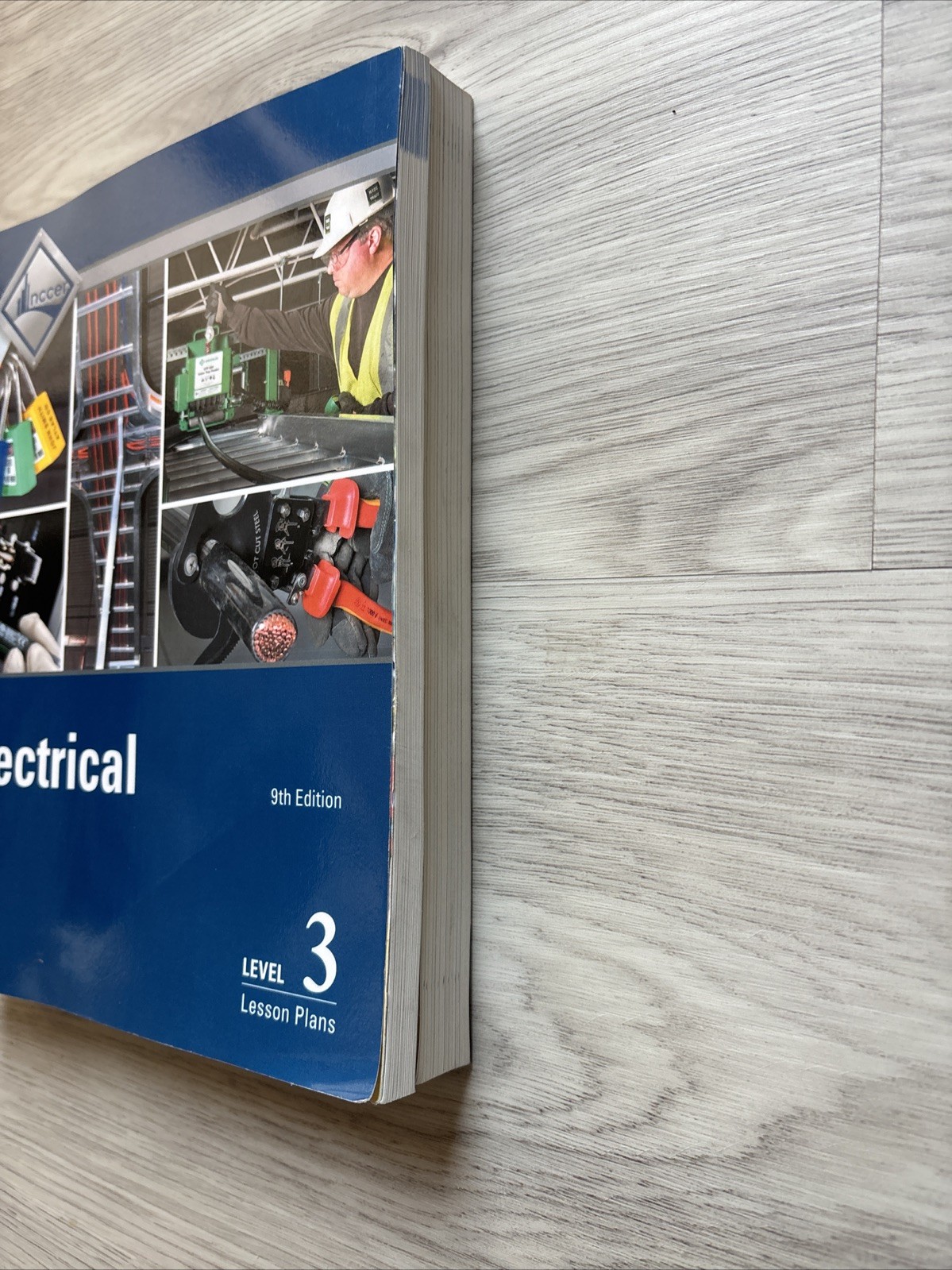 Electrical Trainee Guide + Instructor’s Copy, Level 3 by NCCER (2017) Paperback
