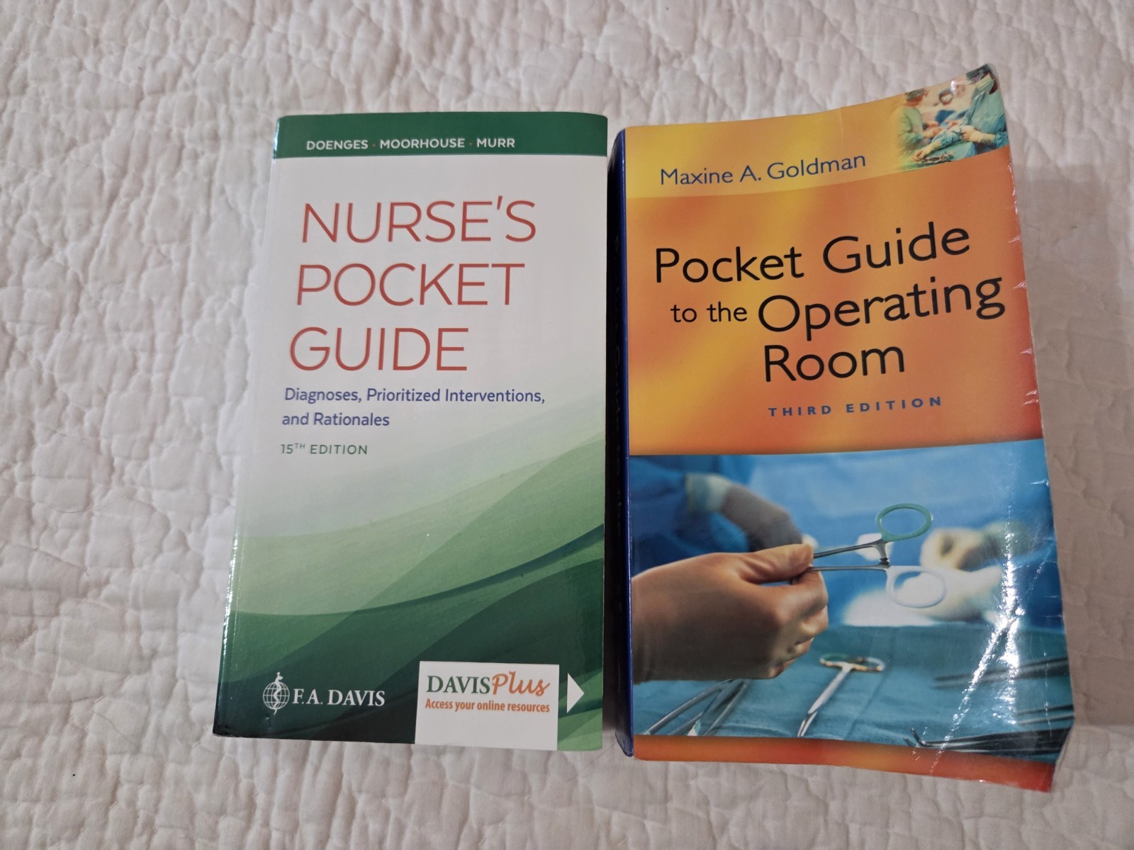 Nurses Pocket Guide & Pocket Guide To The Operating Room Davis – Goldman – GUC