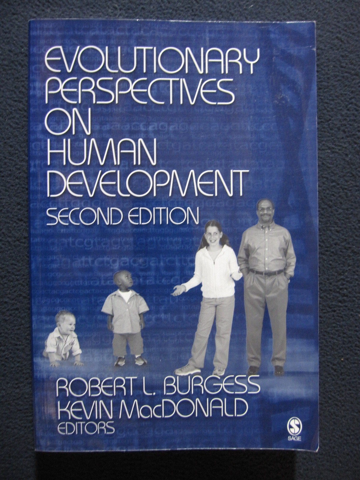 Evolutionary Perspectives on Human Development [paperback] Burgess, Robert Lee