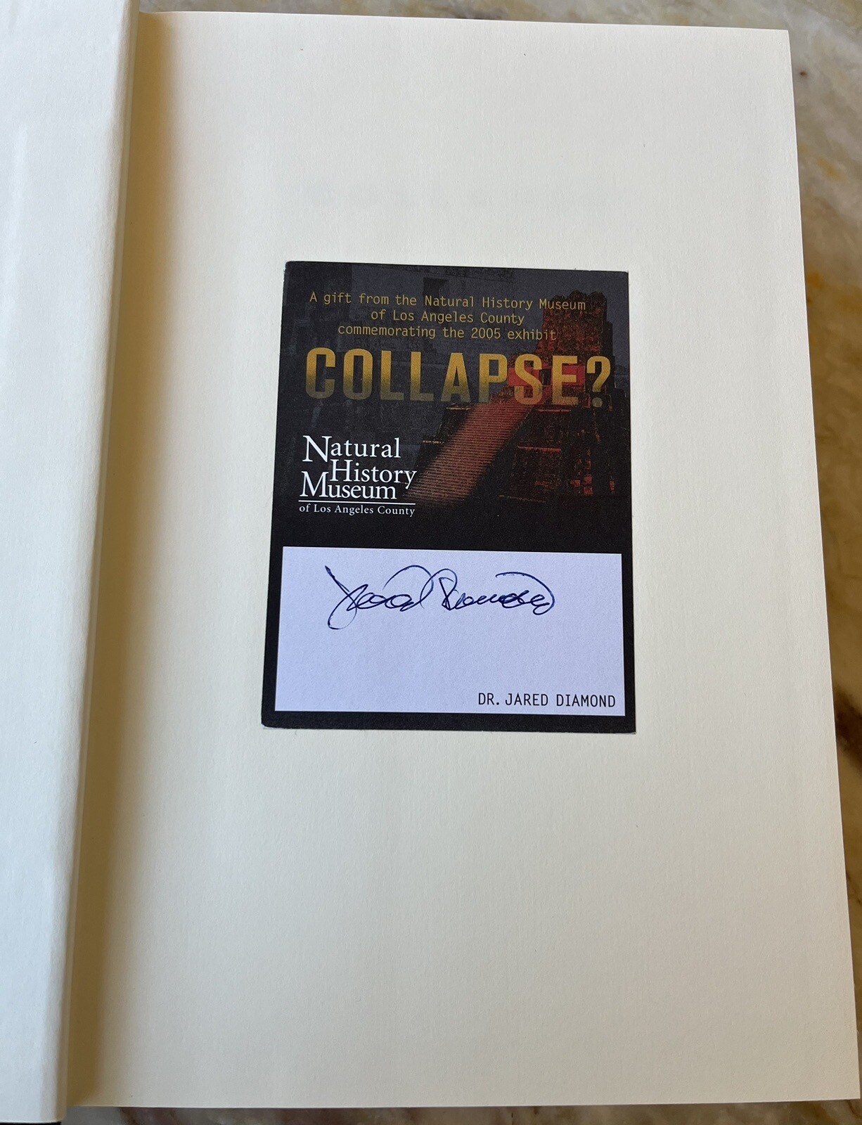 “COLLAPSE-HOW SOCIETIES CHOSE TO FALL OR SUCCEED” SIGNED 2005 HC-JARED DIAMOND!