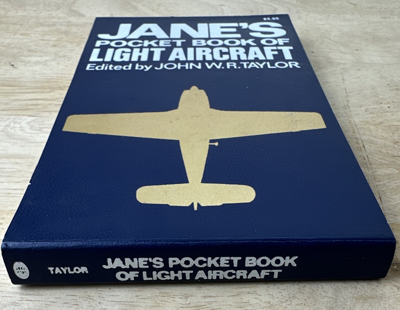 Jane’s Pocket Book of Light Aircraft by John W R. Taylor