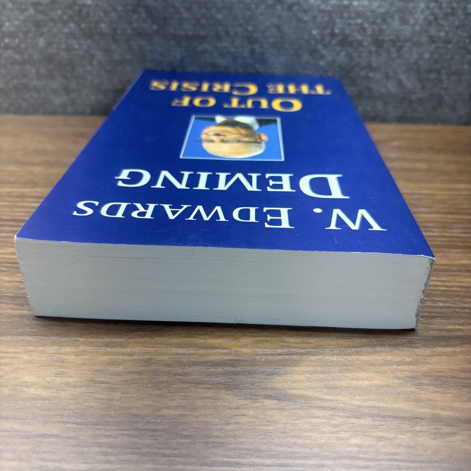 Out of the Crisis (The MIT Press), Deming, W. Edwards VERY GOOD