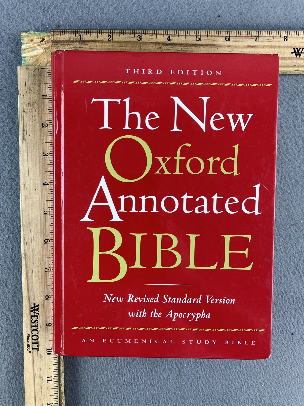 NRSV The New Oxford Annotated Bible with the Apocrypha, Third Edition Hardcover