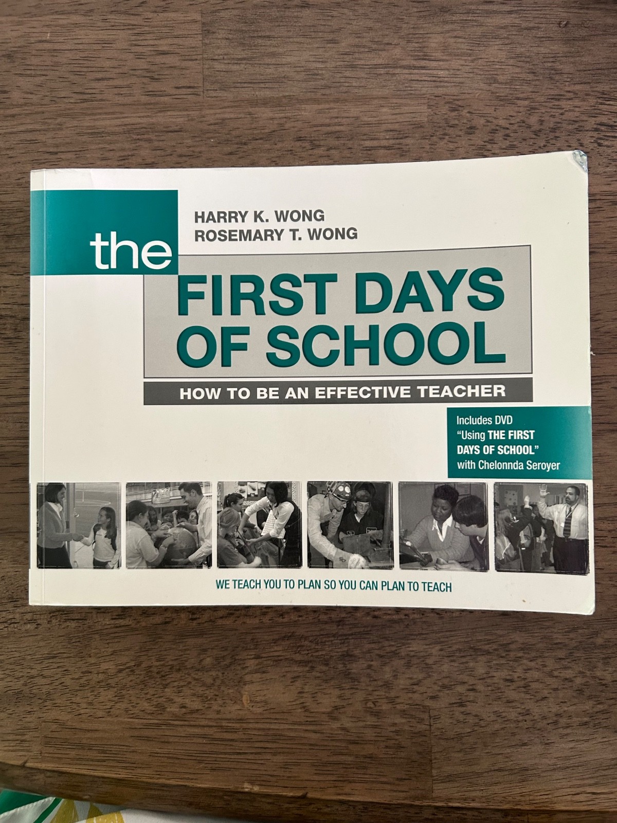 First Days of School 4th Ed by Harry K. Wong & Rosemary T. Wong Includes DVD