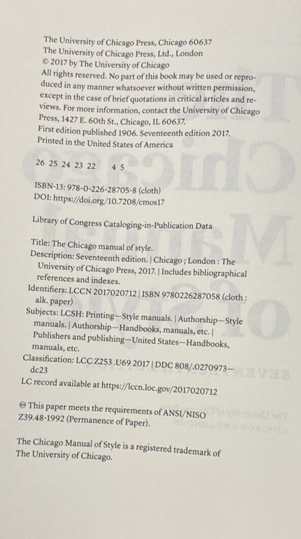 The Chicago Manual of Style, 17th Edition by University of Chicago Press 2017